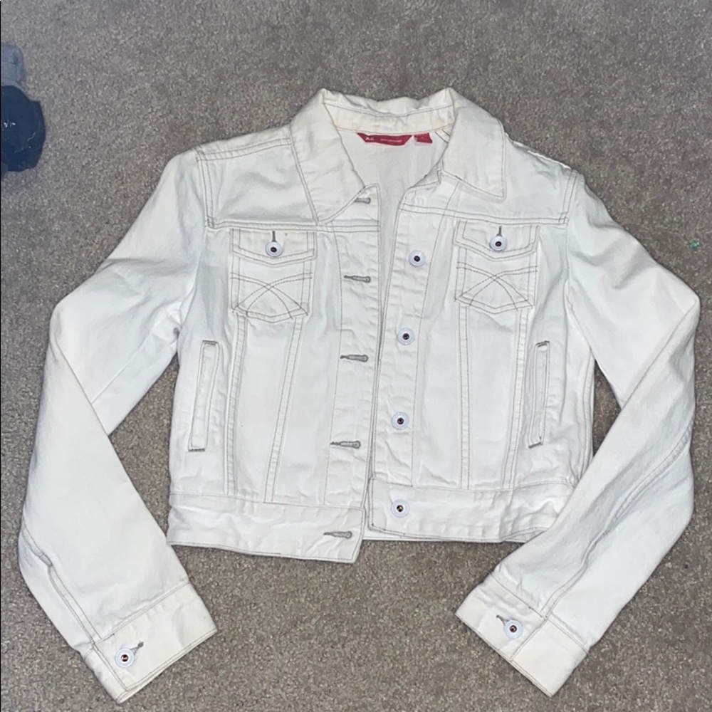 White denim package